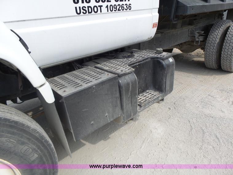 image for item L6236 1994 GMC TopKick dump truck