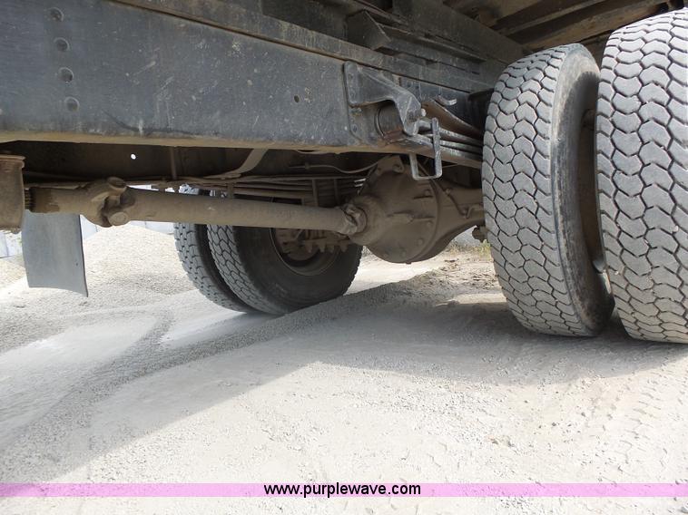 image for item L6236 1994 GMC TopKick dump truck