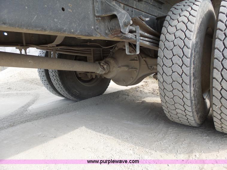 image for item L6236 1994 GMC TopKick dump truck