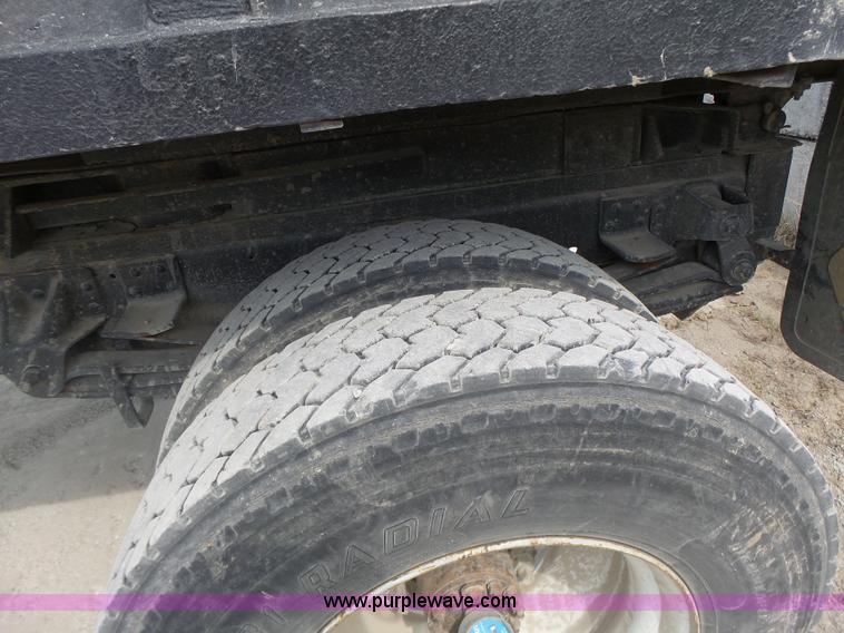 image for item L6236 1994 GMC TopKick dump truck