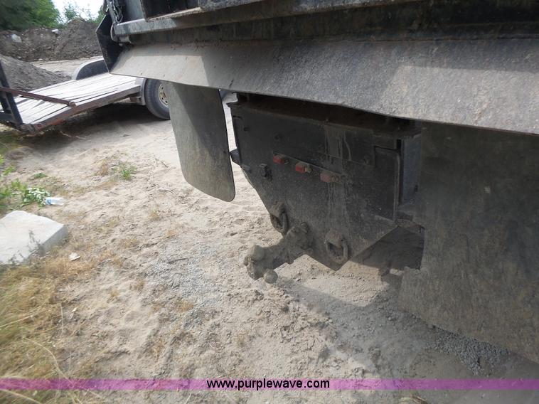 image for item L6236 1994 GMC TopKick dump truck