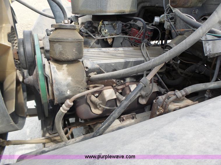 image for item L6236 1994 GMC TopKick dump truck