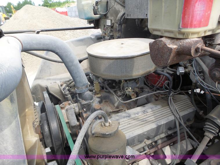 image for item L6236 1994 GMC TopKick dump truck