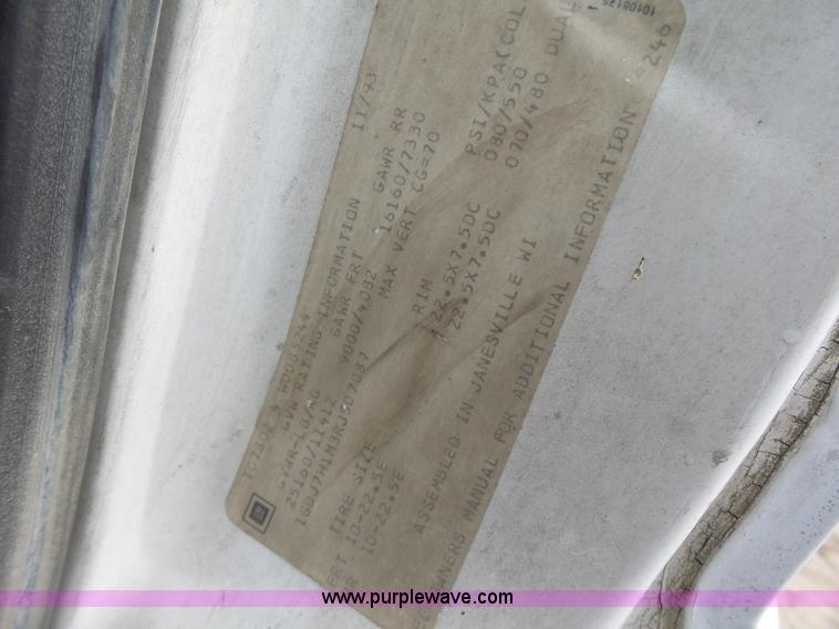 image for item L6236 1994 GMC TopKick dump truck