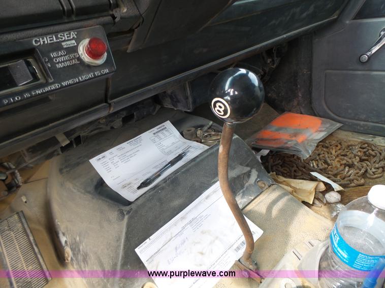 image for item L6236 1994 GMC TopKick dump truck