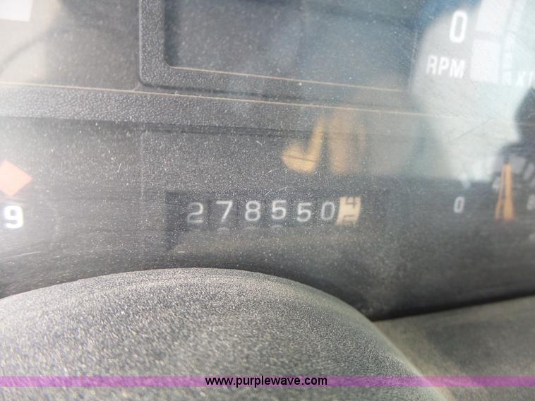 image for item L6236 1994 GMC TopKick dump truck