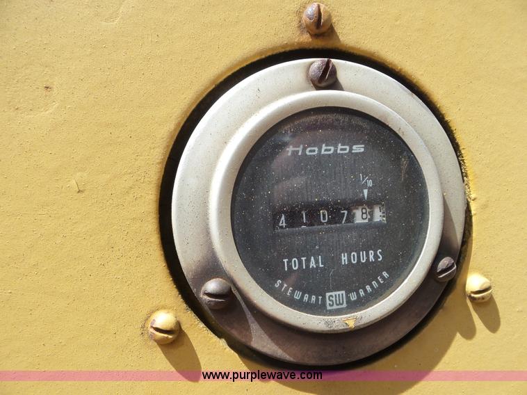 image for item L6833 1974 Case W24B wheel loader