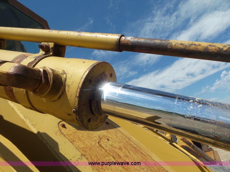 image for item L6833 1974 Case W24B wheel loader