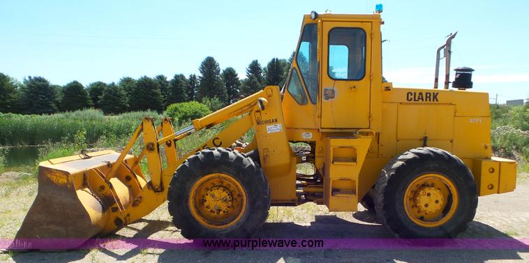image for item L6834 1981 Clark 55C CU wheel loader