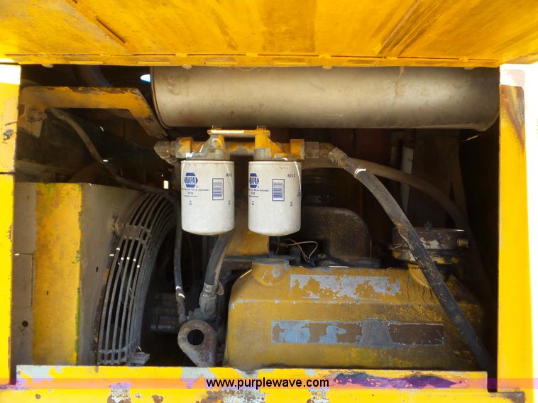 image for item L6834 1981 Clark 55C CU wheel loader