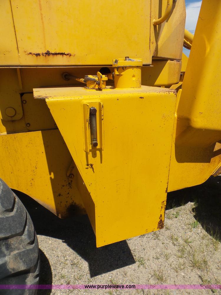 image for item L6834 1981 Clark 55C CU wheel loader