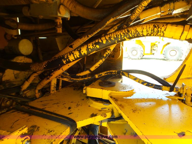 image for item L6834 1981 Clark 55C CU wheel loader