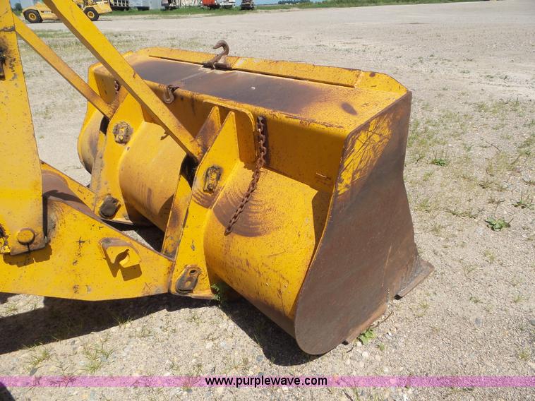 image for item L6834 1981 Clark 55C CU wheel loader