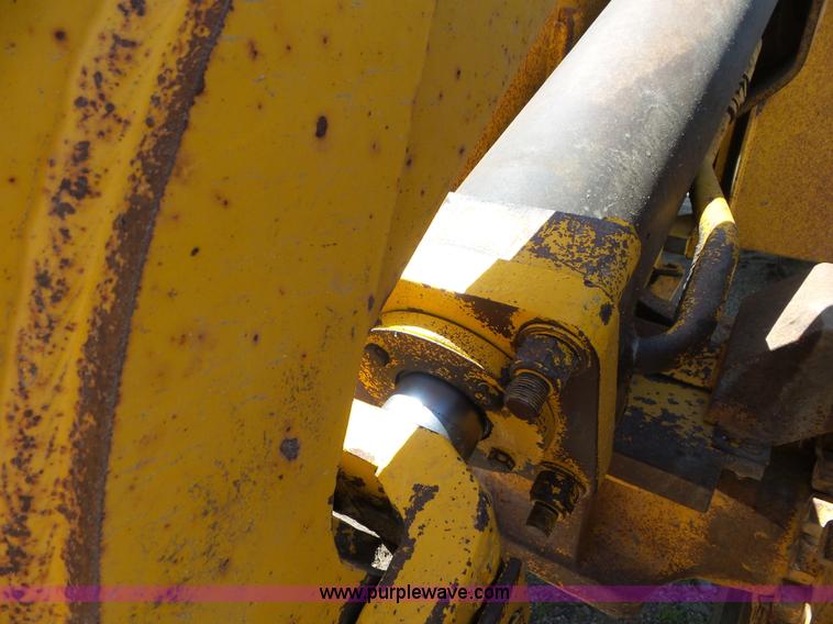 image for item L6834 1981 Clark 55C CU wheel loader