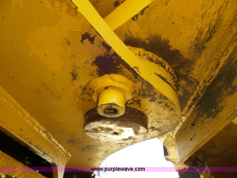 image for item L6835 1986 Komatsu WA350-1 wheel loader