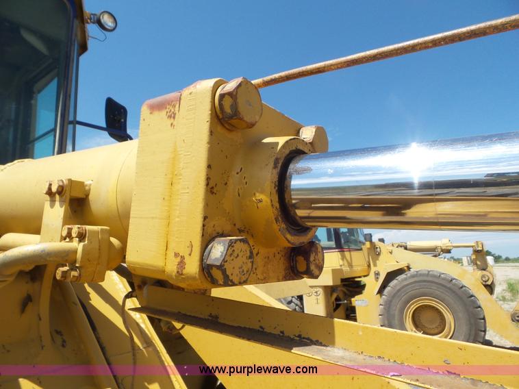 image for item L6835 1986 Komatsu WA350-1 wheel loader