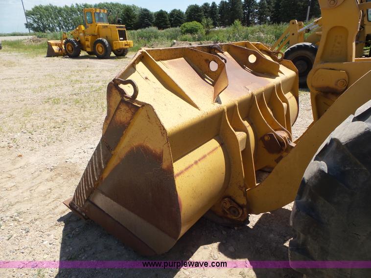 image for item L6835 1986 Komatsu WA350-1 wheel loader