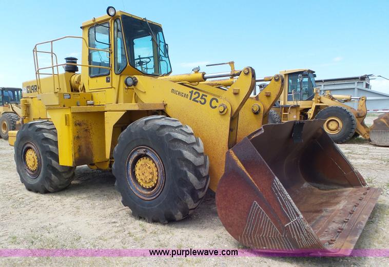image for item L6836 Clark 125C wheel loader