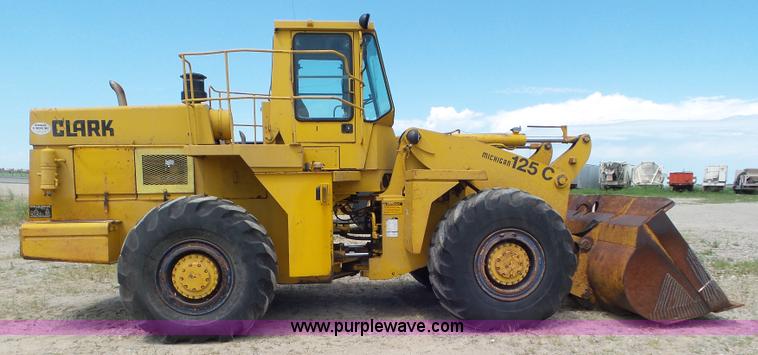 image for item L6836 Clark 125C wheel loader