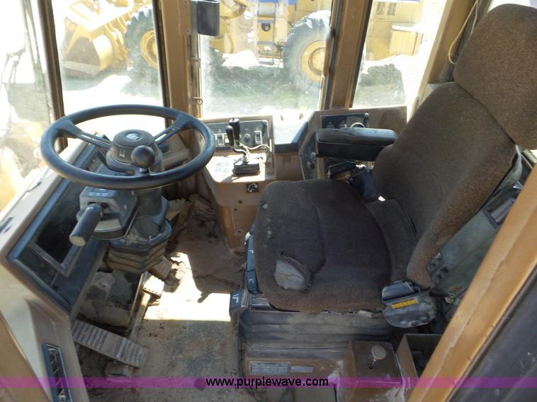 image for item L6837 1995 Caterpillar 970F wheel loader