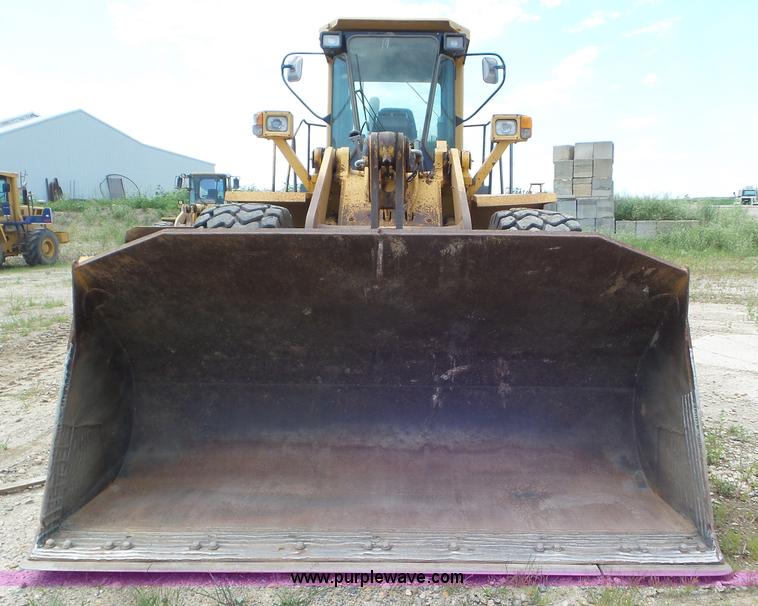 image for item L6838 1995 Komatsu WA450-2 wheel loader