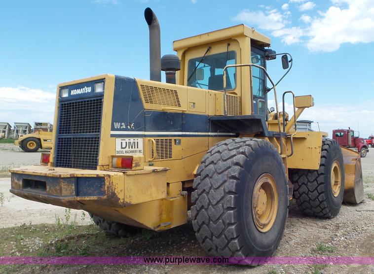 image for item L6838 1995 Komatsu WA450-2 wheel loader