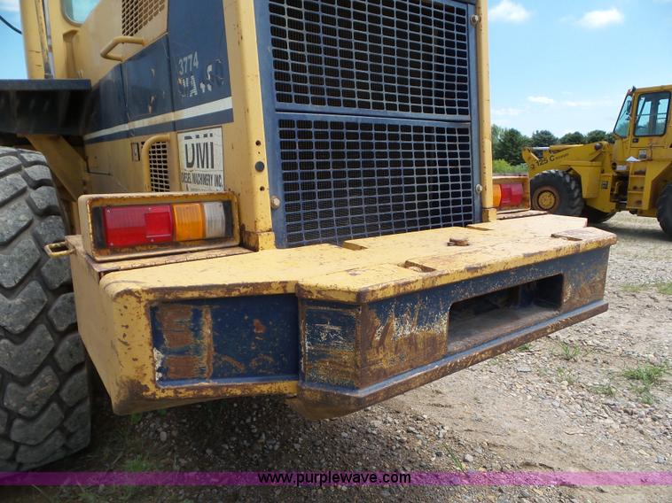 image for item L6838 1995 Komatsu WA450-2 wheel loader