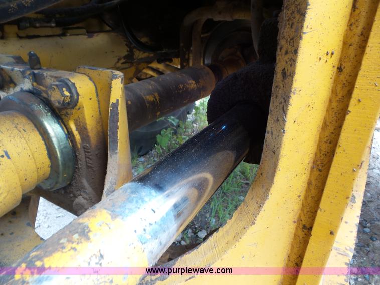 image for item L6838 1995 Komatsu WA450-2 wheel loader