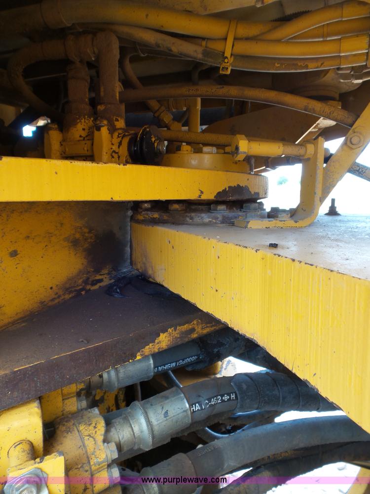 image for item L6838 1995 Komatsu WA450-2 wheel loader