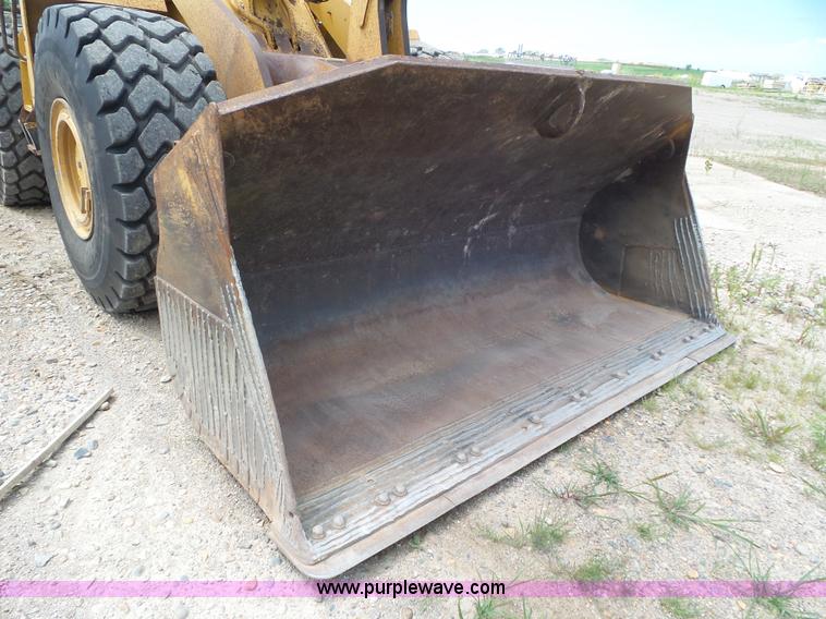 image for item L6838 1995 Komatsu WA450-2 wheel loader