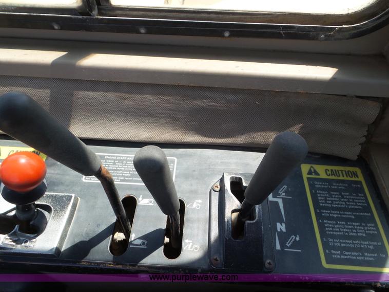 image for item L6839 1995 John Deere 762B elevating scraper