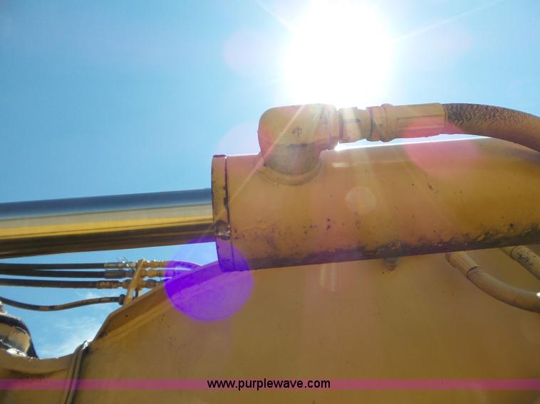 image for item L6839 1995 John Deere 762B elevating scraper