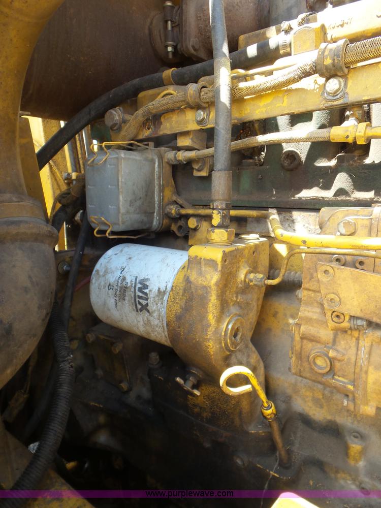 image for item L6839 1995 John Deere 762B elevating scraper