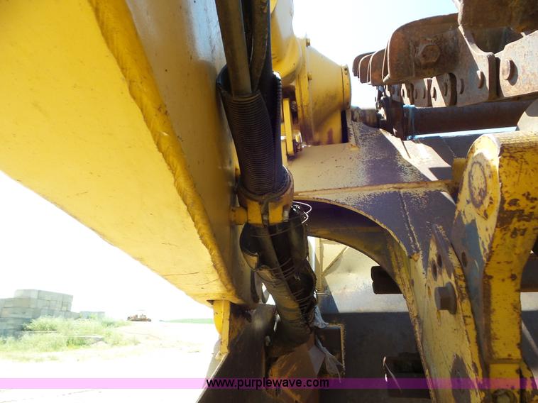 image for item L6839 1995 John Deere 762B elevating scraper