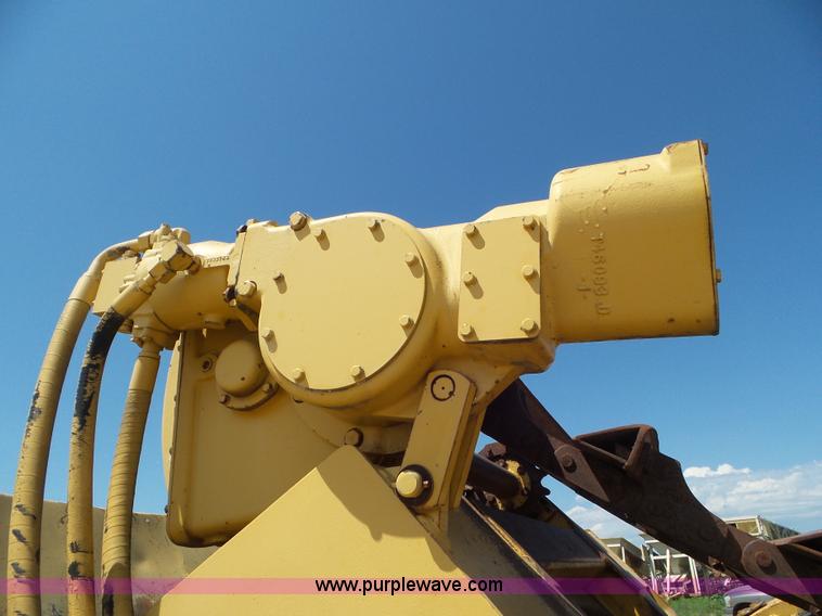 image for item L6839 1995 John Deere 762B elevating scraper