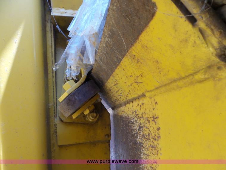 image for item L6839 1995 John Deere 762B elevating scraper