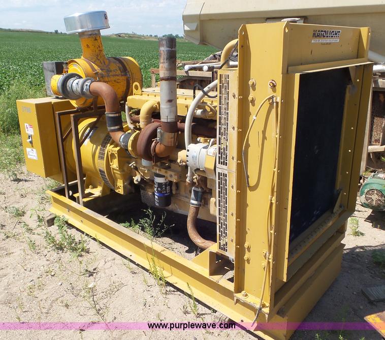 image for item L6841 1999 Katolight D250FRZ4 generator