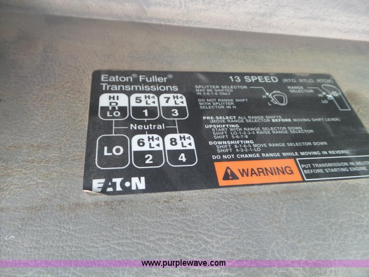 image for item L6842 1997 Ford AT9513 Aeromax 113 truck cab and chassis