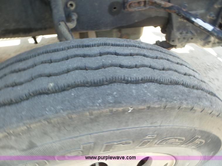 image for item L6849 2007 Sterling L9500 semi truck