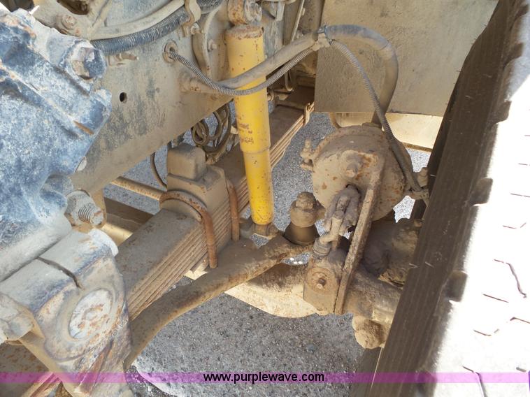 image for item L6851 1998 Ford AT9513 Aeromax 113 dump truck