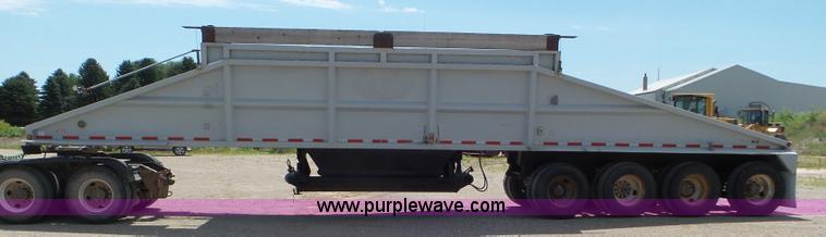 image for item L6853 1995 Trail Blazer bottom dump trailer