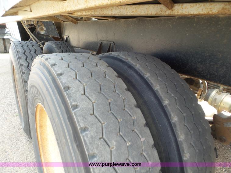 image for item L6853 1995 Trail Blazer bottom dump trailer