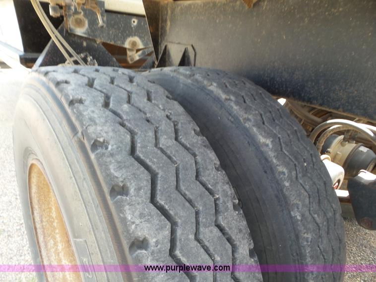 image for item L6853 1995 Trail Blazer bottom dump trailer