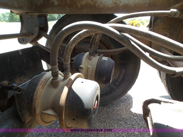 image for item L6853 1995 Trail Blazer bottom dump trailer