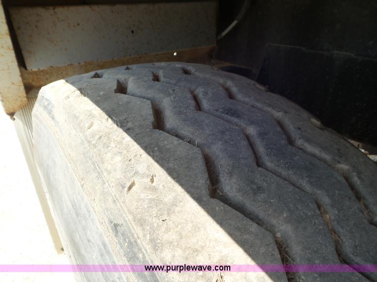 image for item L6853 1995 Trail Blazer bottom dump trailer