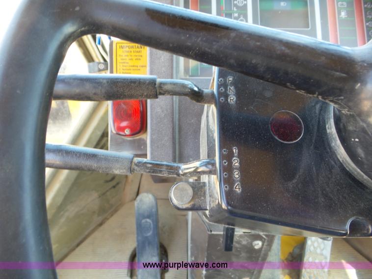 image for item L6854 1993 Komatsu WA450-2 wheel loader