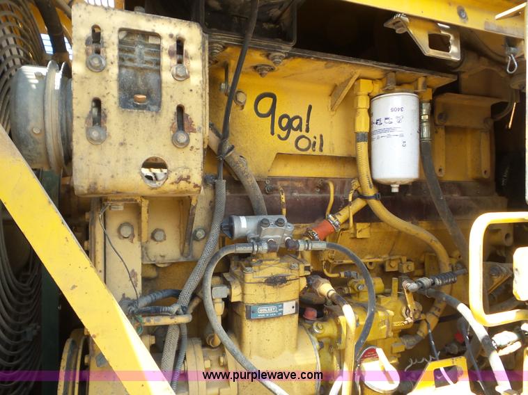 image for item L6854 1993 Komatsu WA450-2 wheel loader