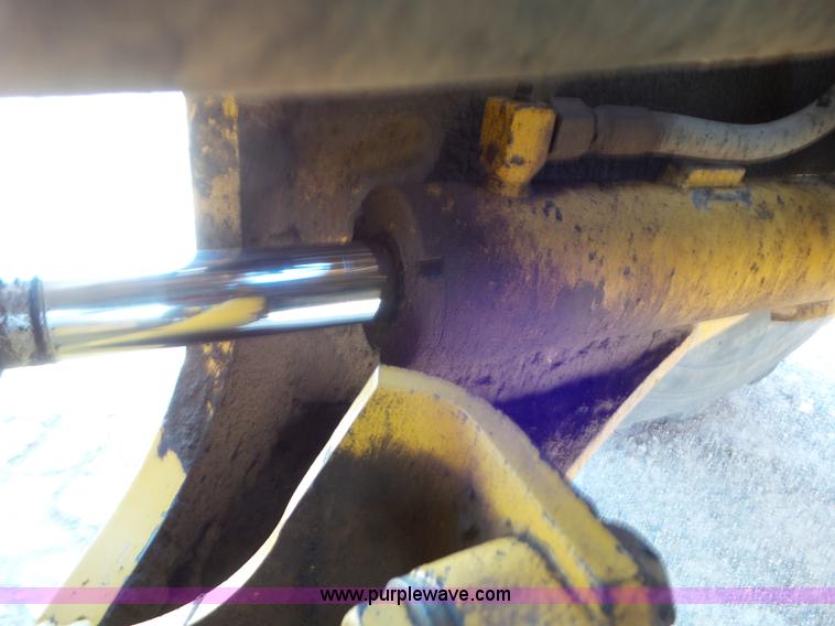 image for item L6854 1993 Komatsu WA450-2 wheel loader