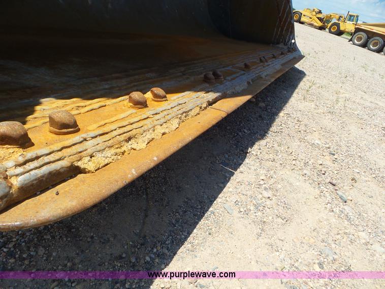 image for item L6854 1993 Komatsu WA450-2 wheel loader