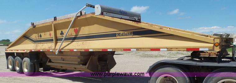 image for item L6855 1994 Midland bottom dump trailer